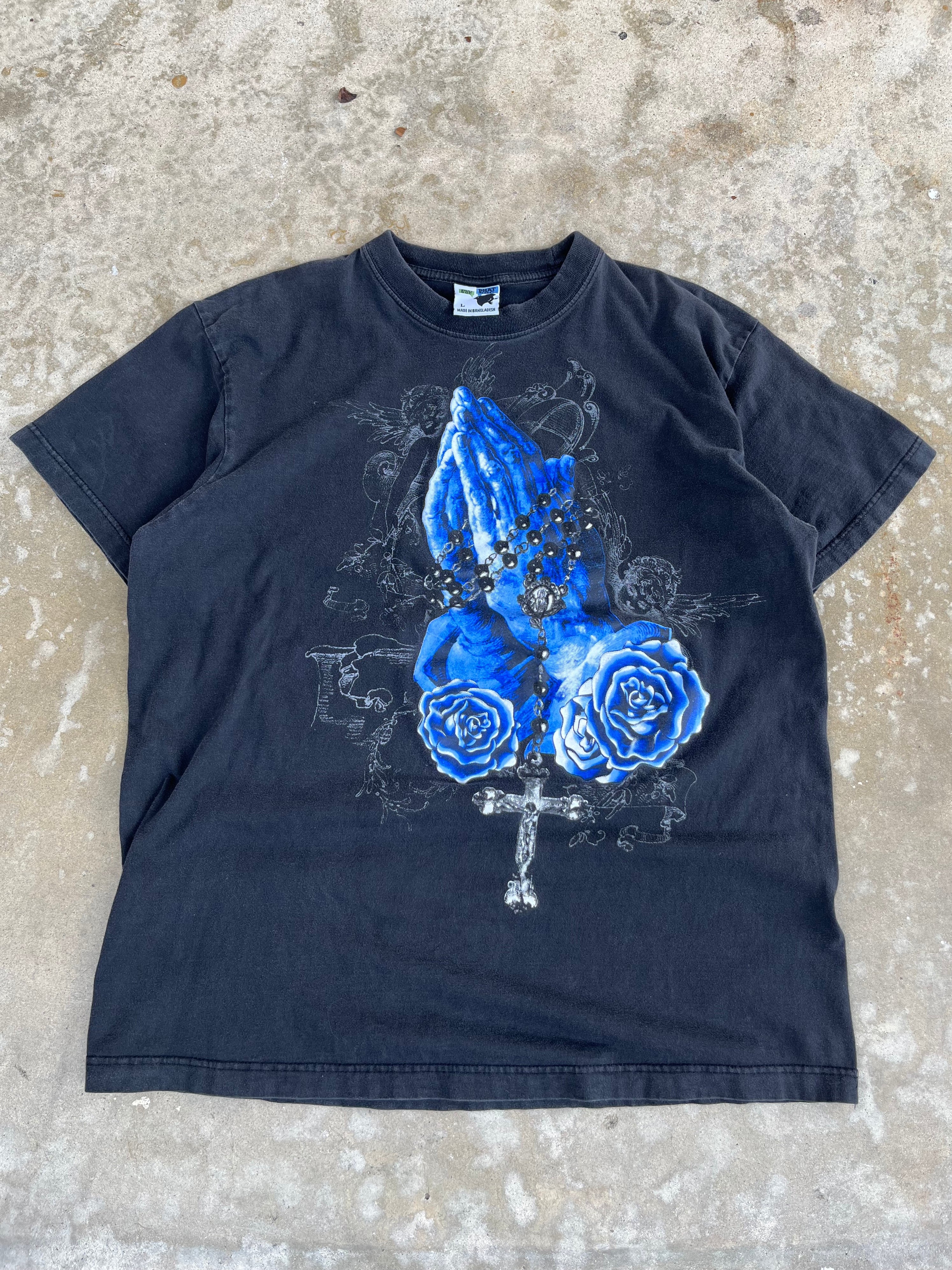 00s Rosary Praying Hands Tee | L