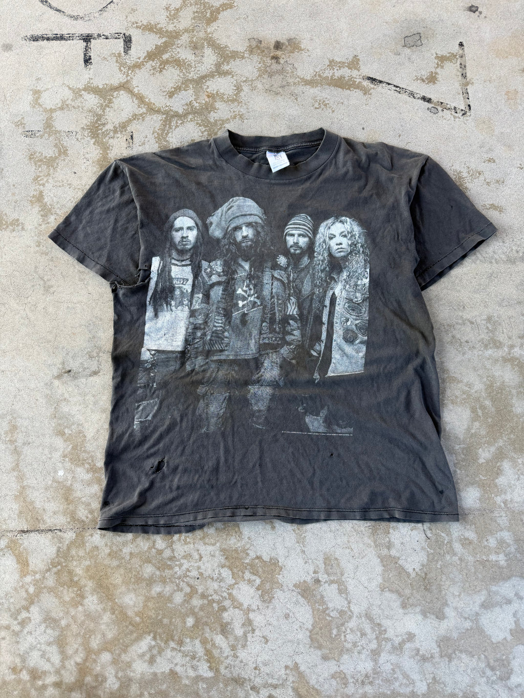90s Thrashed White Zombie Band Portrait Black/White | XL