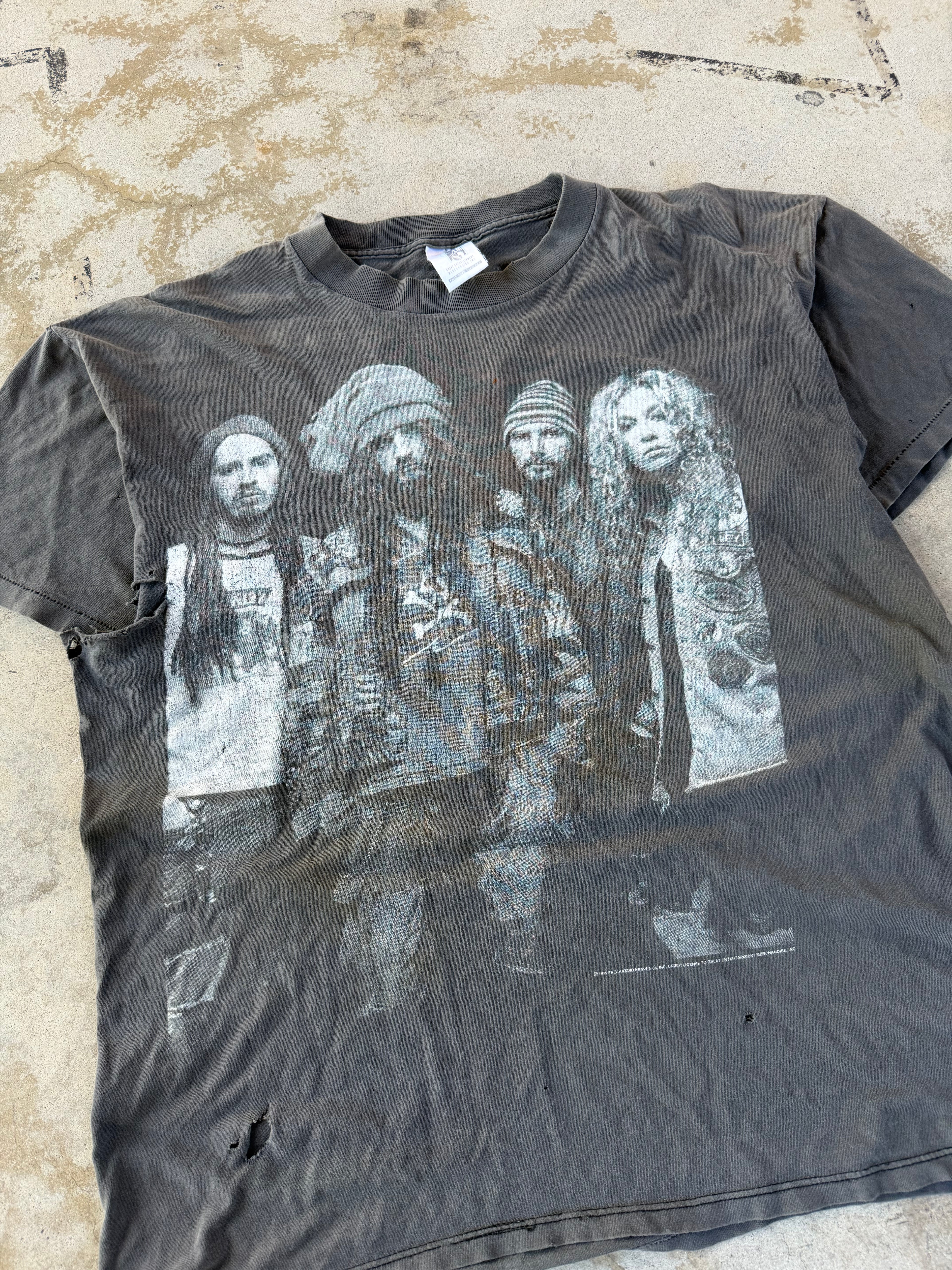 90s Thrashed White Zombie Band Portrait Black/White | XL