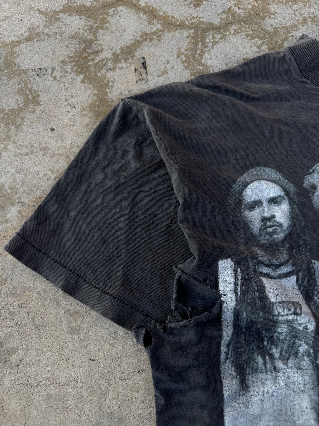 90s Thrashed White Zombie Band Portrait Black/White | XL