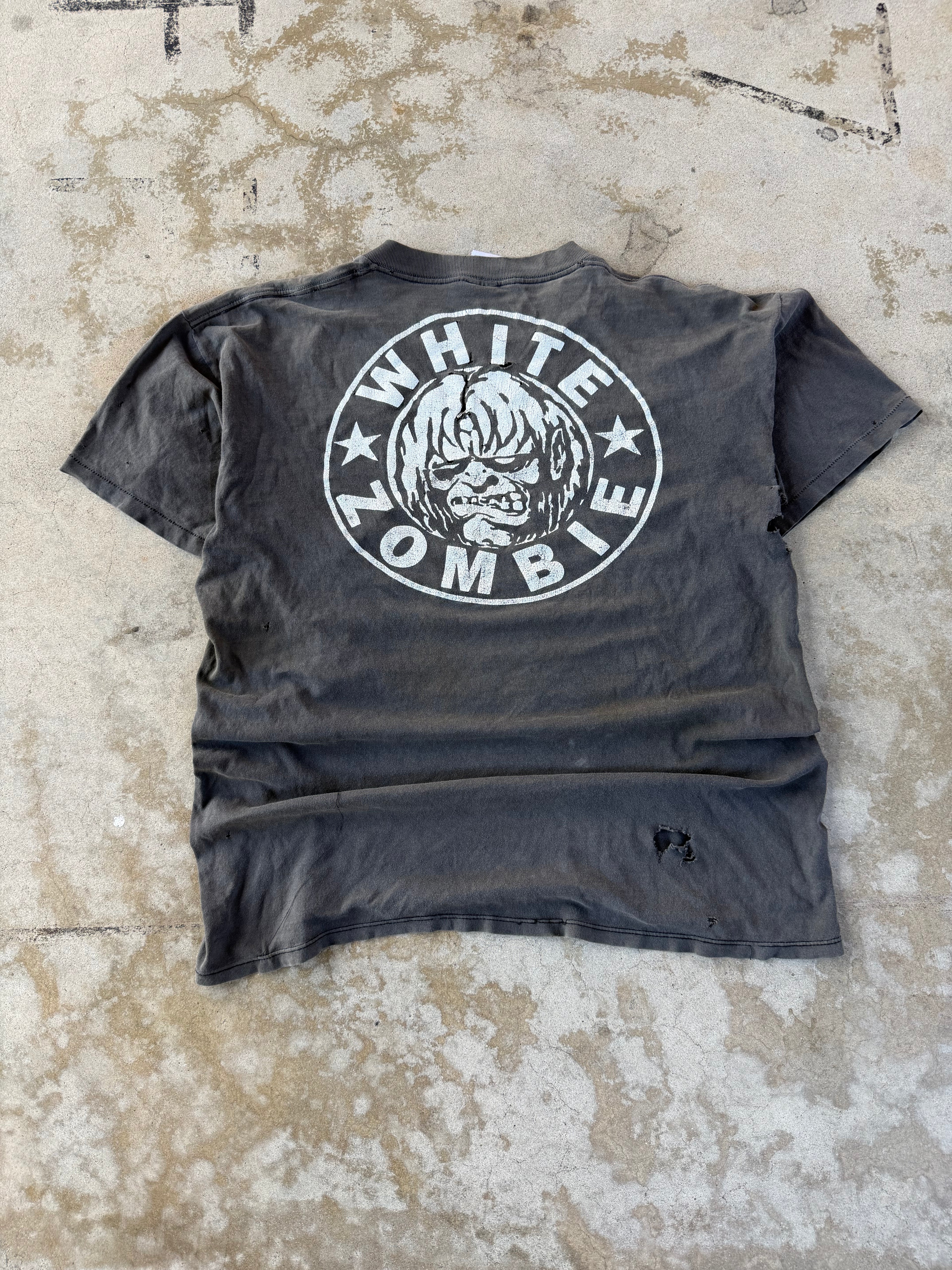 90s Thrashed White Zombie Band Portrait Black/White | XL