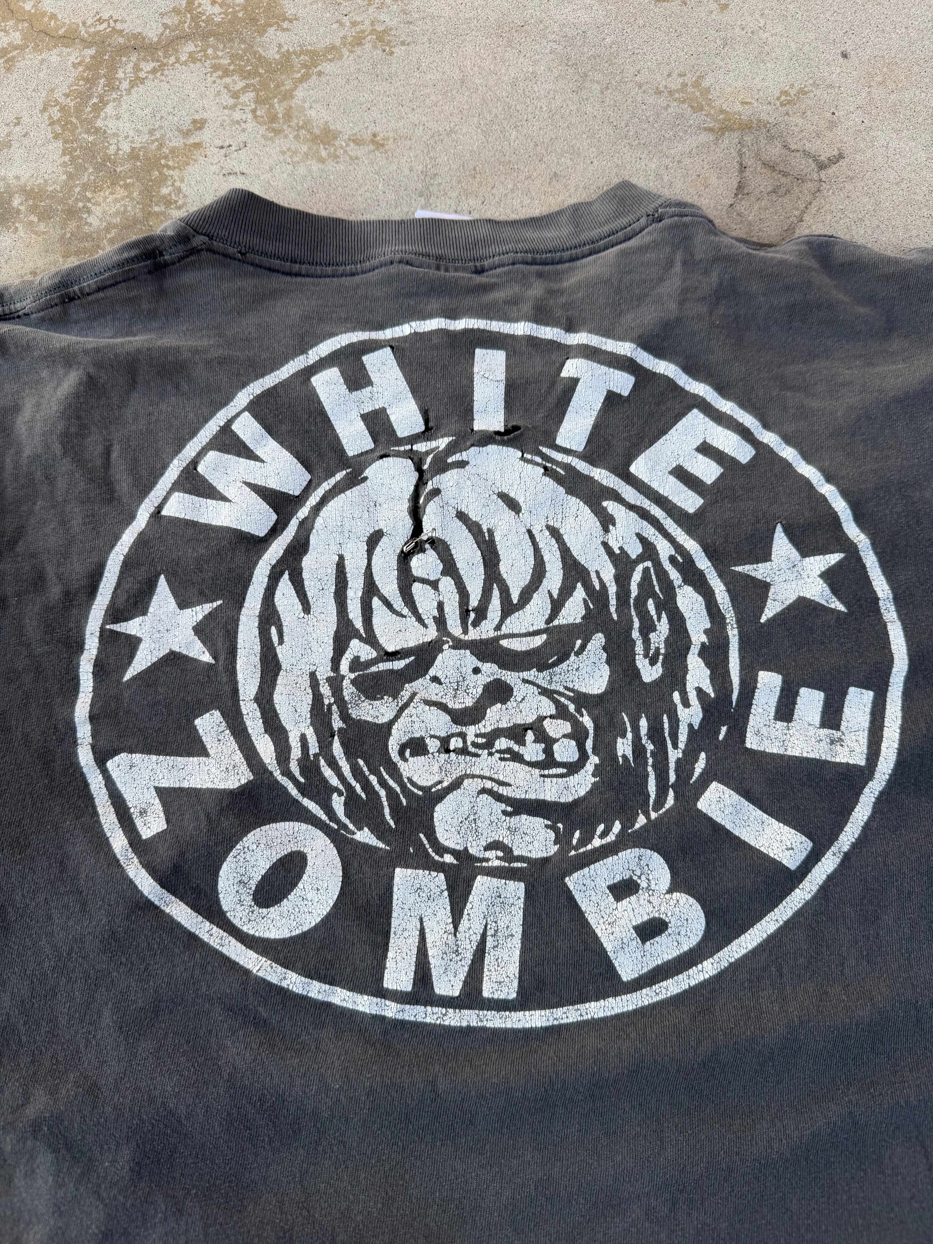 90s Thrashed White Zombie Band Portrait Black/White | XL