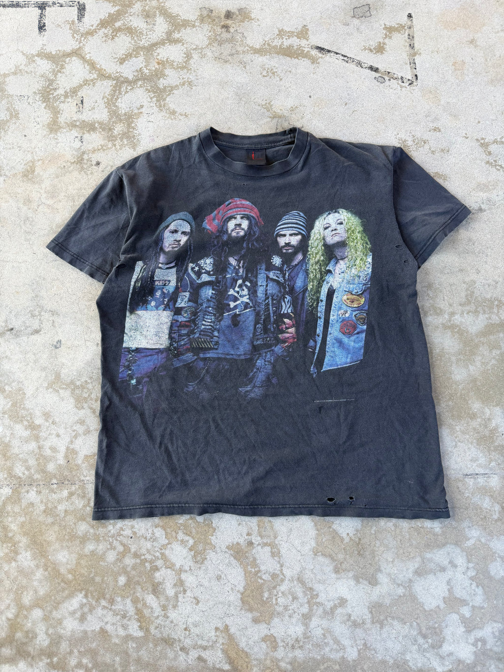 90s Faded White Zombie Band Portrait | XL