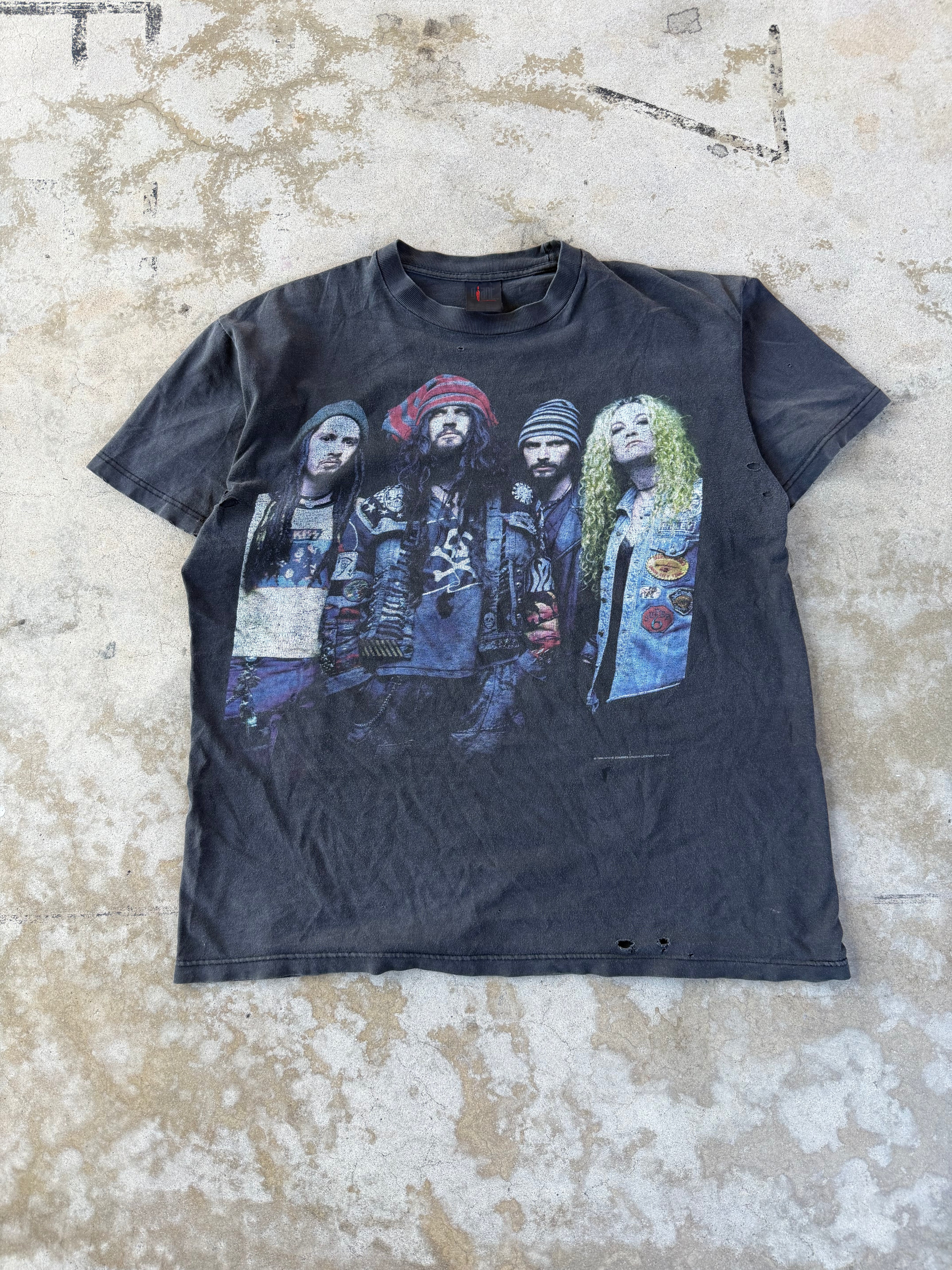 90s Faded White Zombie Band Portrait | XL