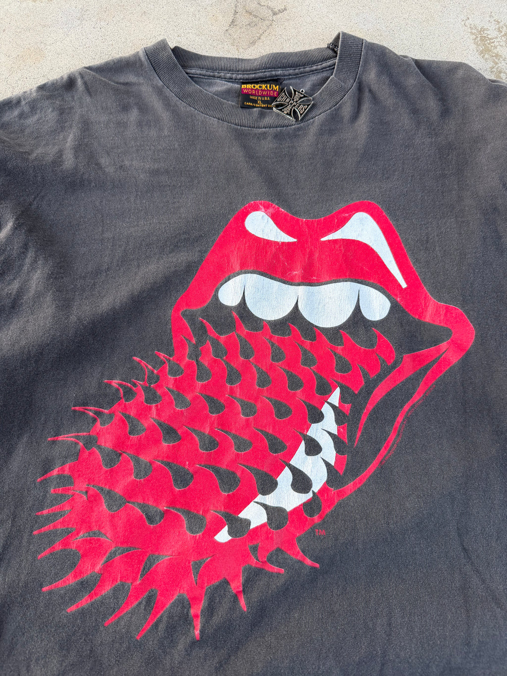 90s Rolling Stones Pierced Tongue | XL