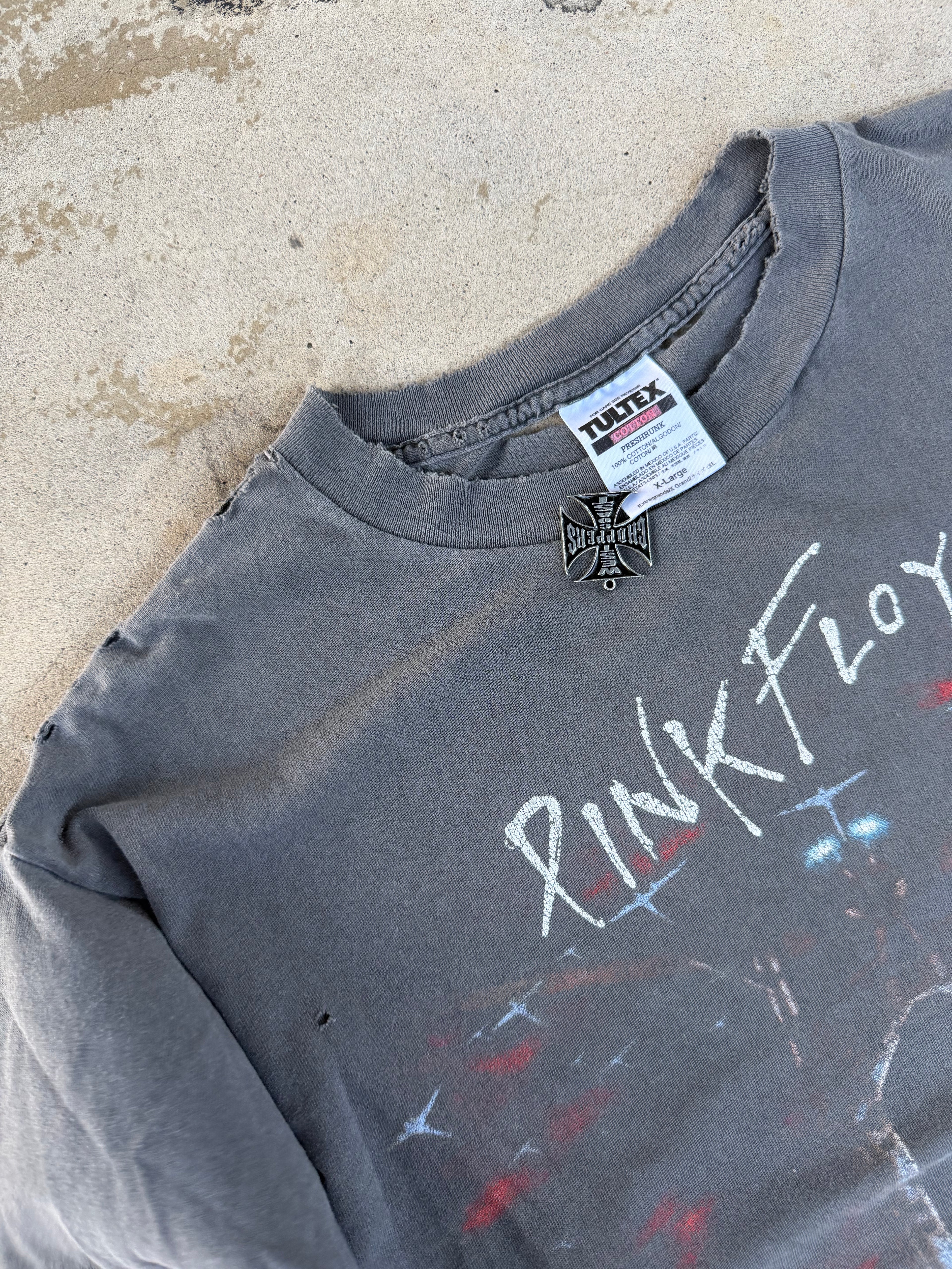 90s Pink Floyd The Wall Fader | XL
