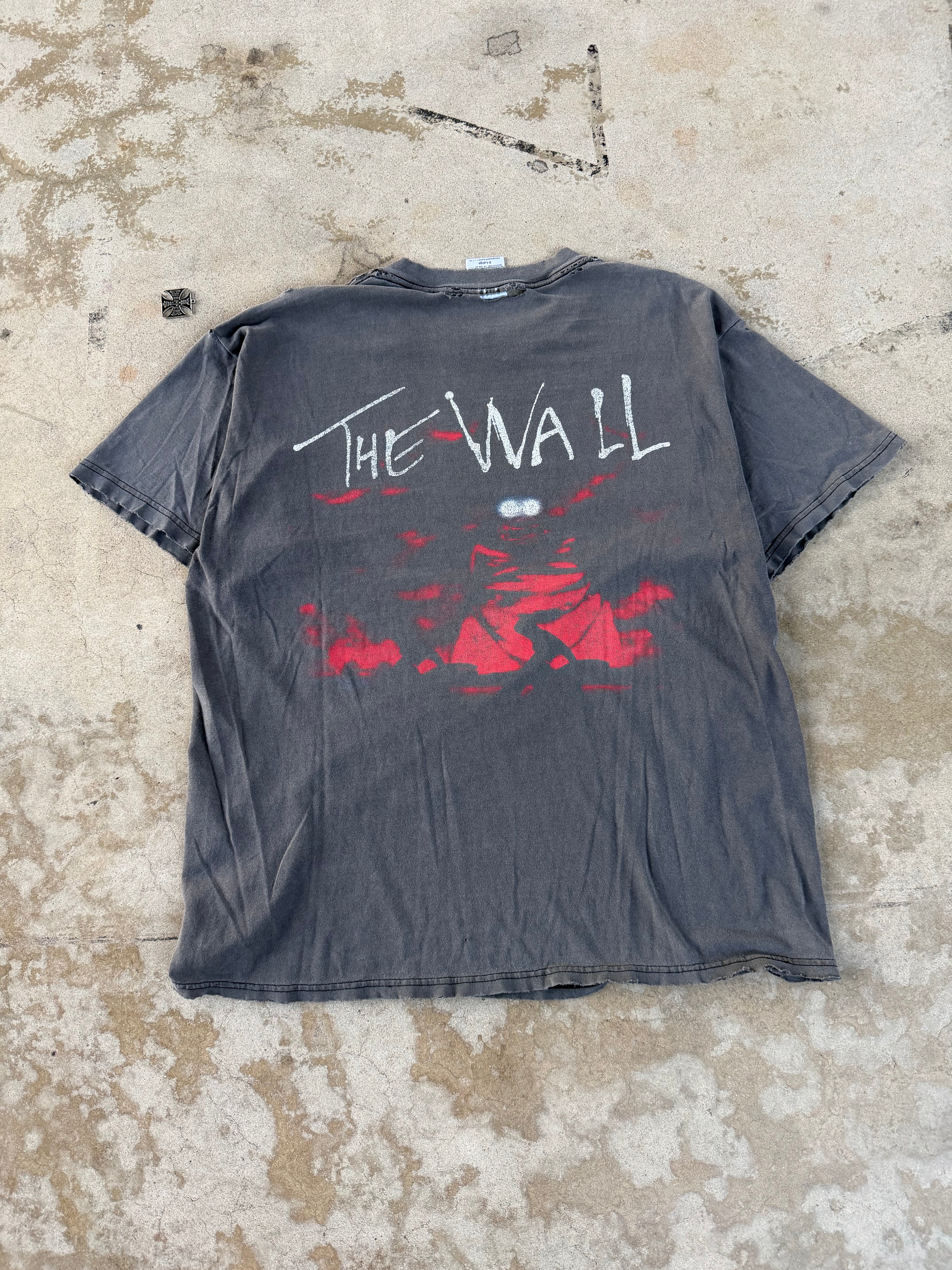 90s Pink Floyd The Wall Fader | XL