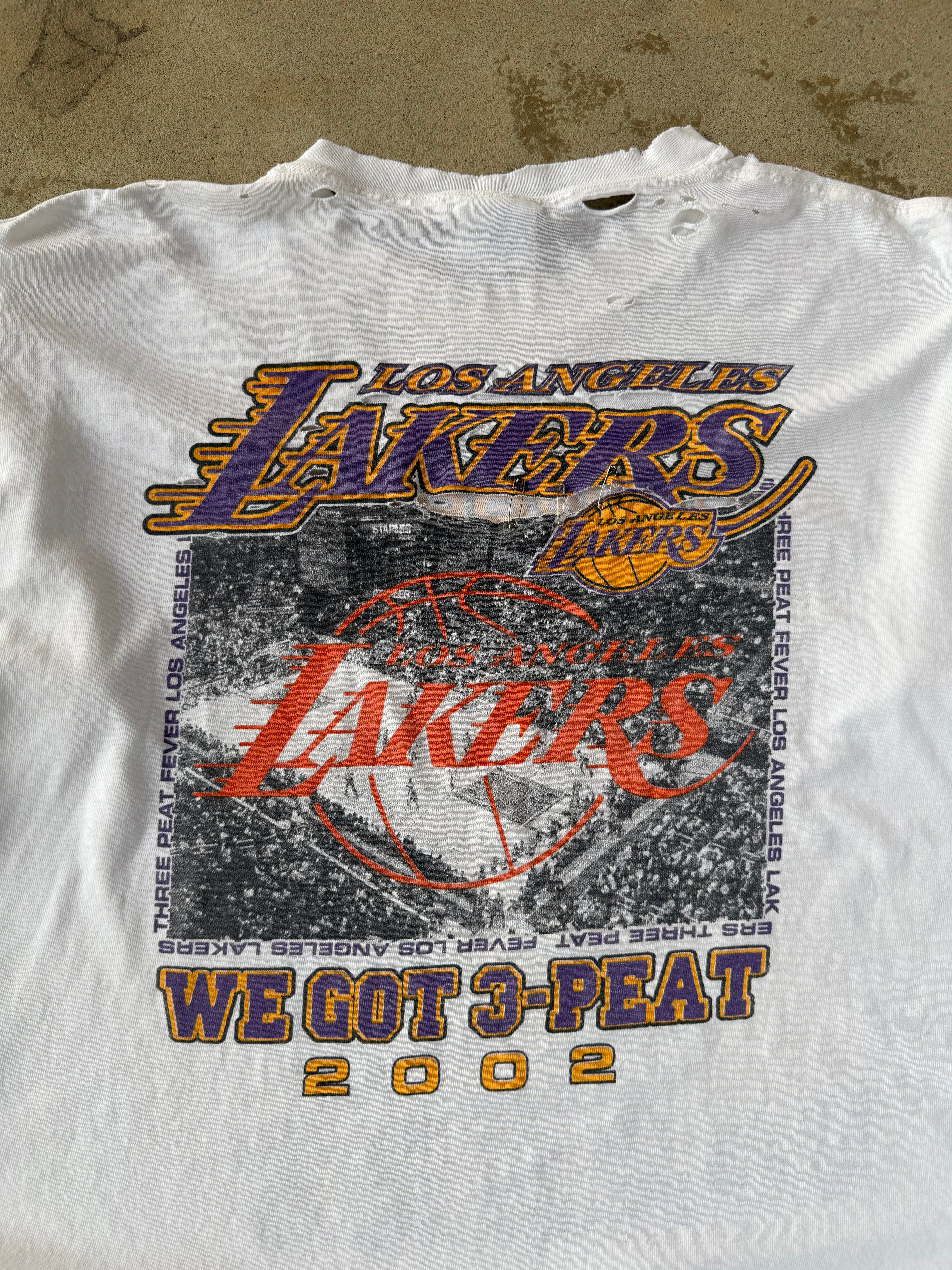 2002 Lakers 3-Peat Thrashed Shaq & Kobe Tee | L