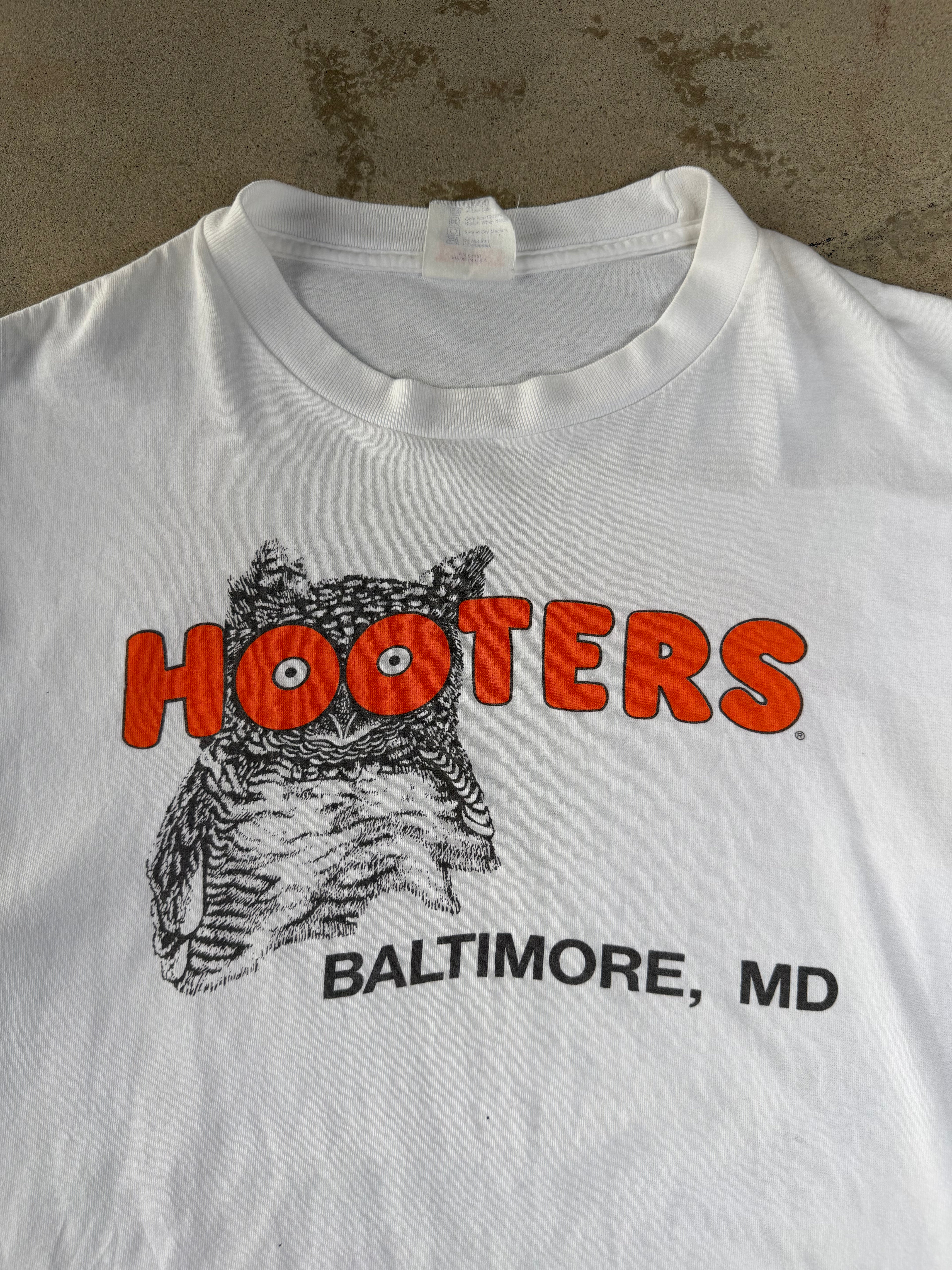 90s Hooters Promo Mirror Print Tee | XL