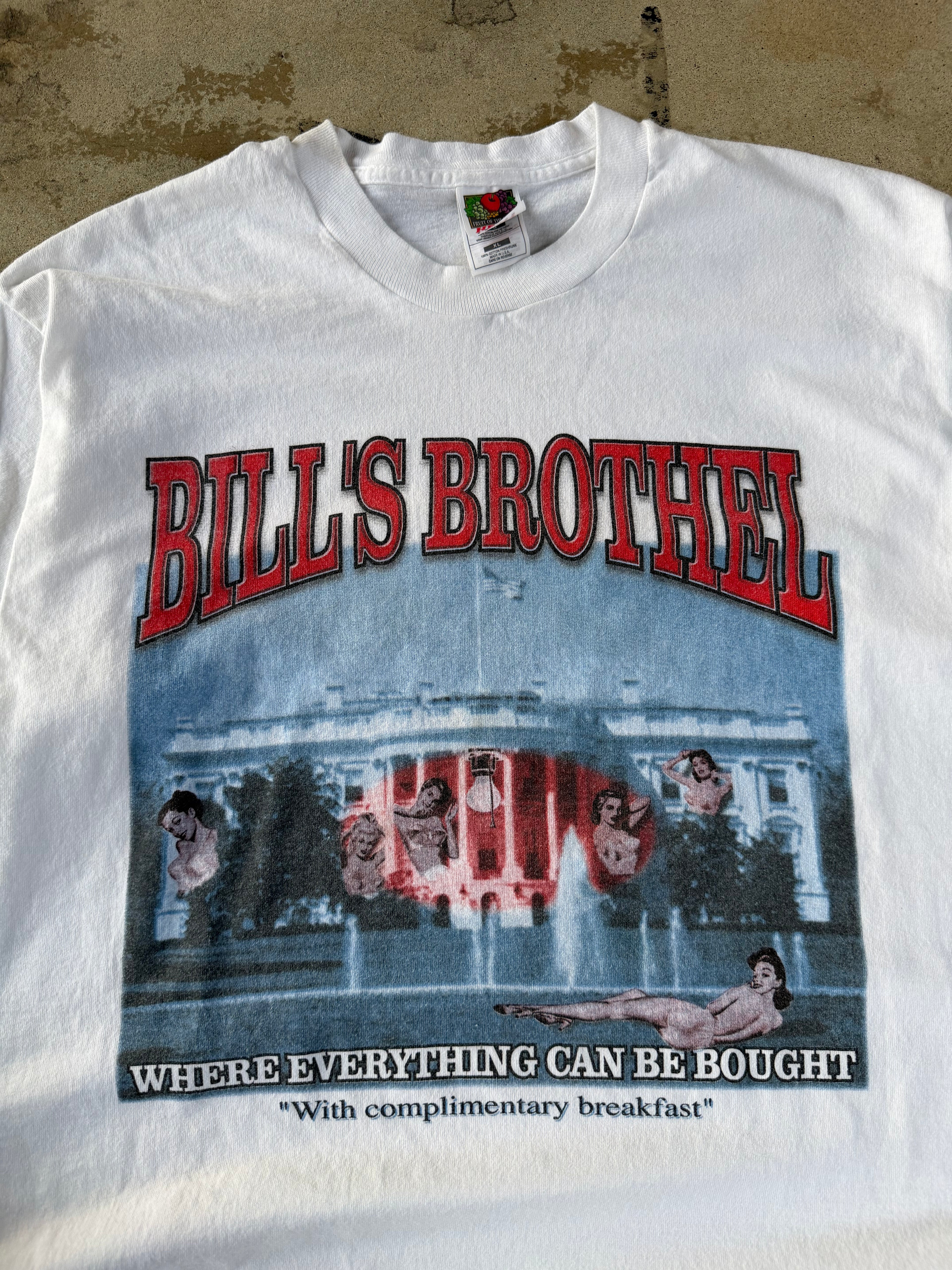 00s Bills Brothel White House Parody Tee | XL