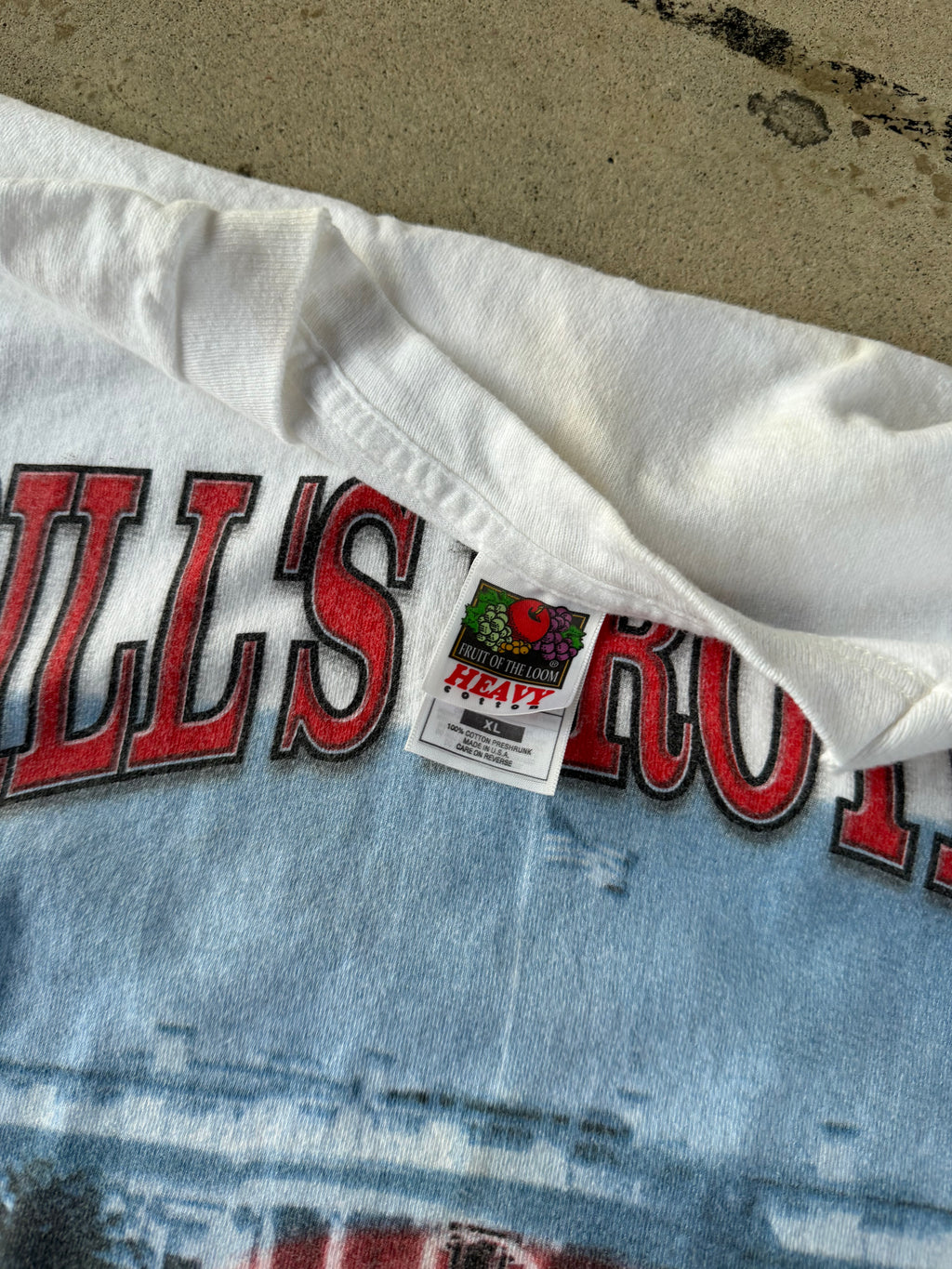 00s Bills Brothel White House Parody Tee | XL
