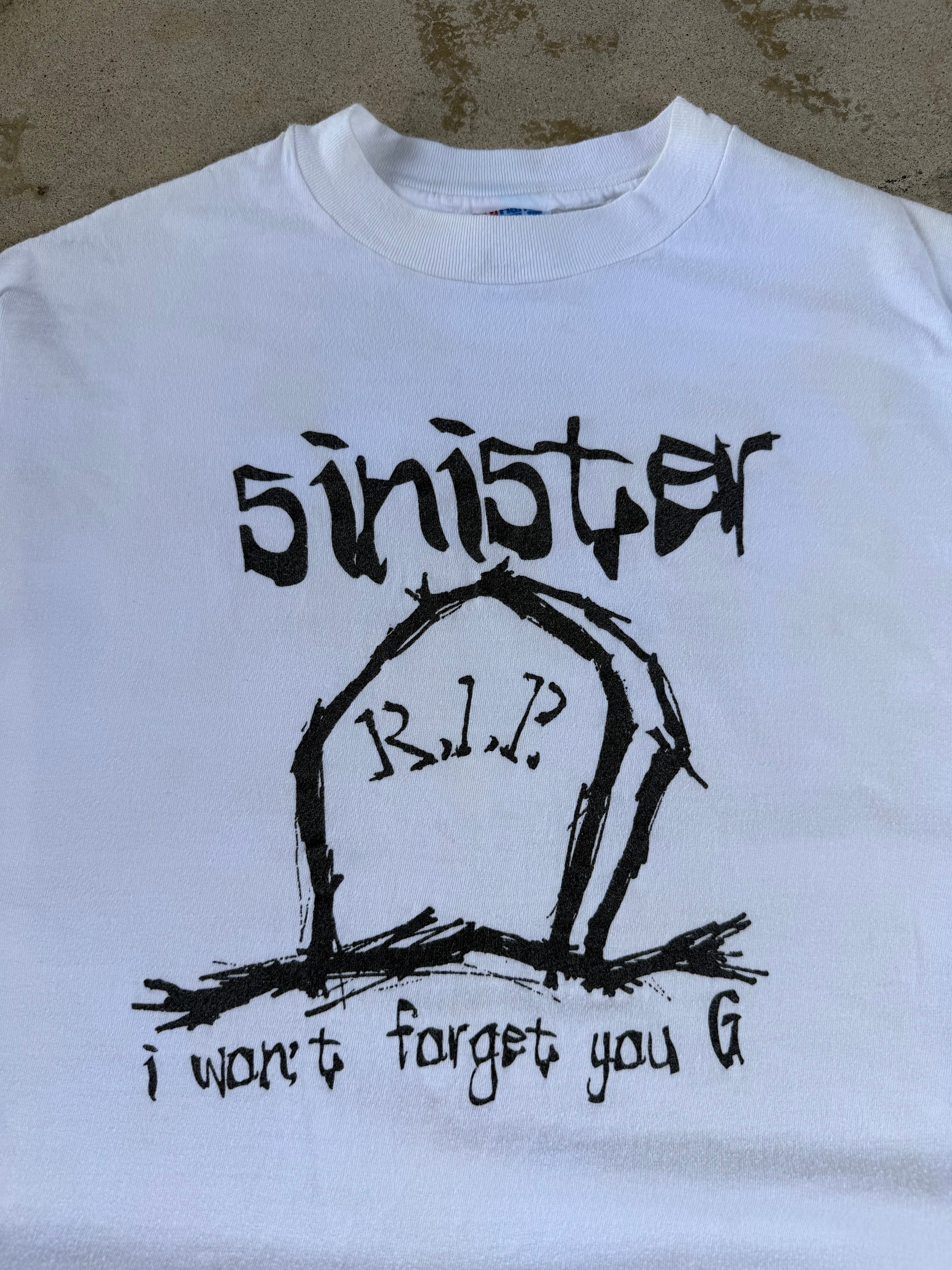 00s Sinister Gun Tee | L