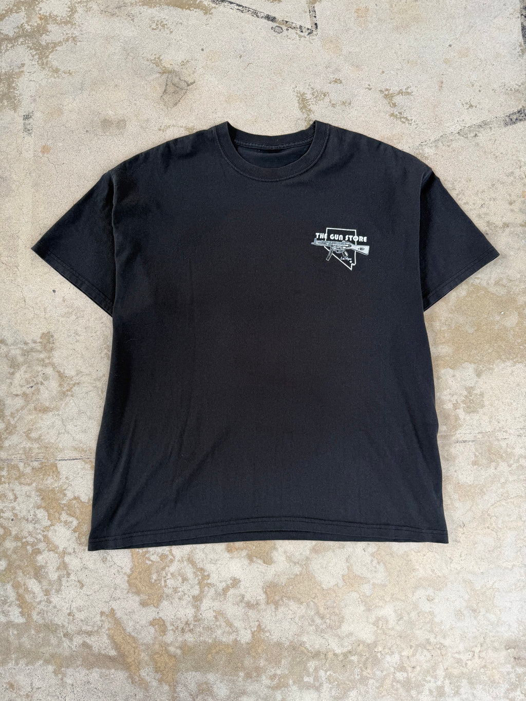 00s "The Gun Store" Tee | L