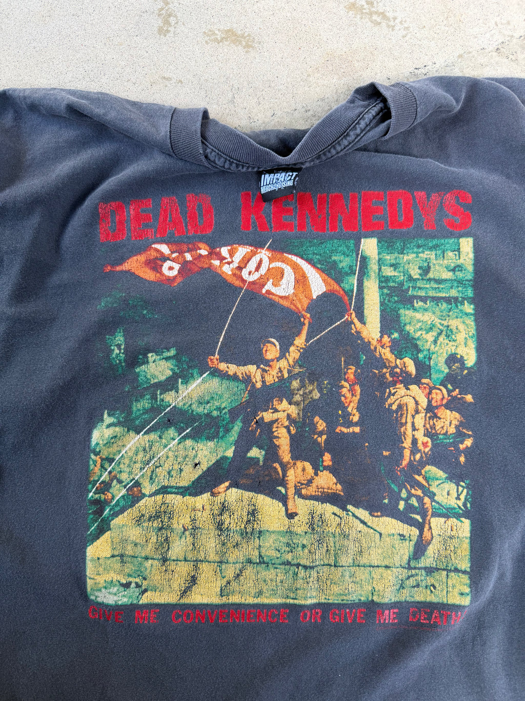 00s Dead Kennedys Communism Tee | L