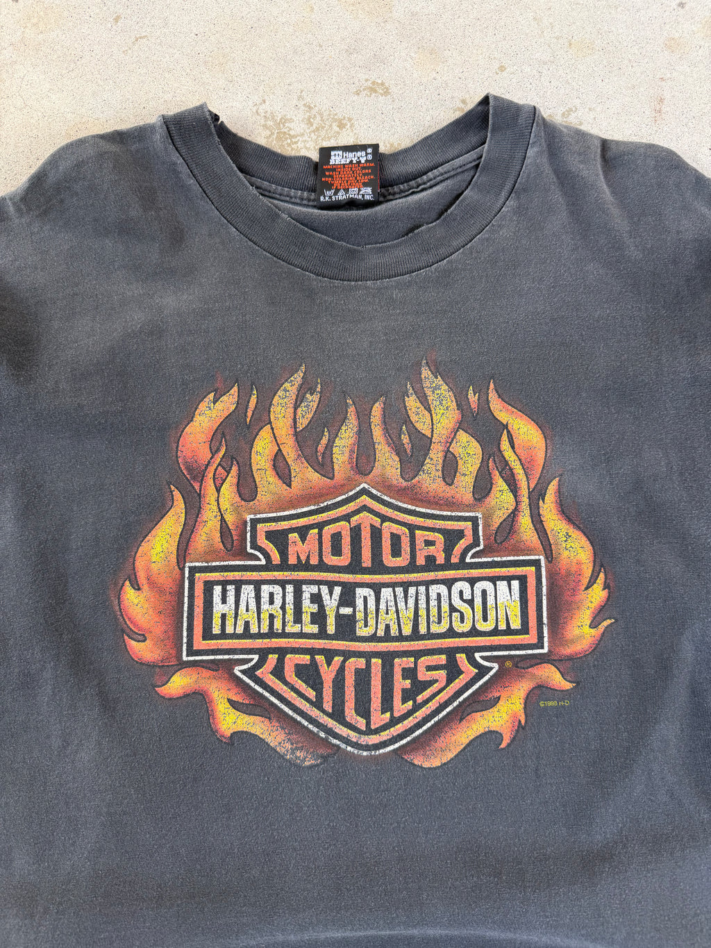 90s Faded Harley Davidson Flame Shield | XL