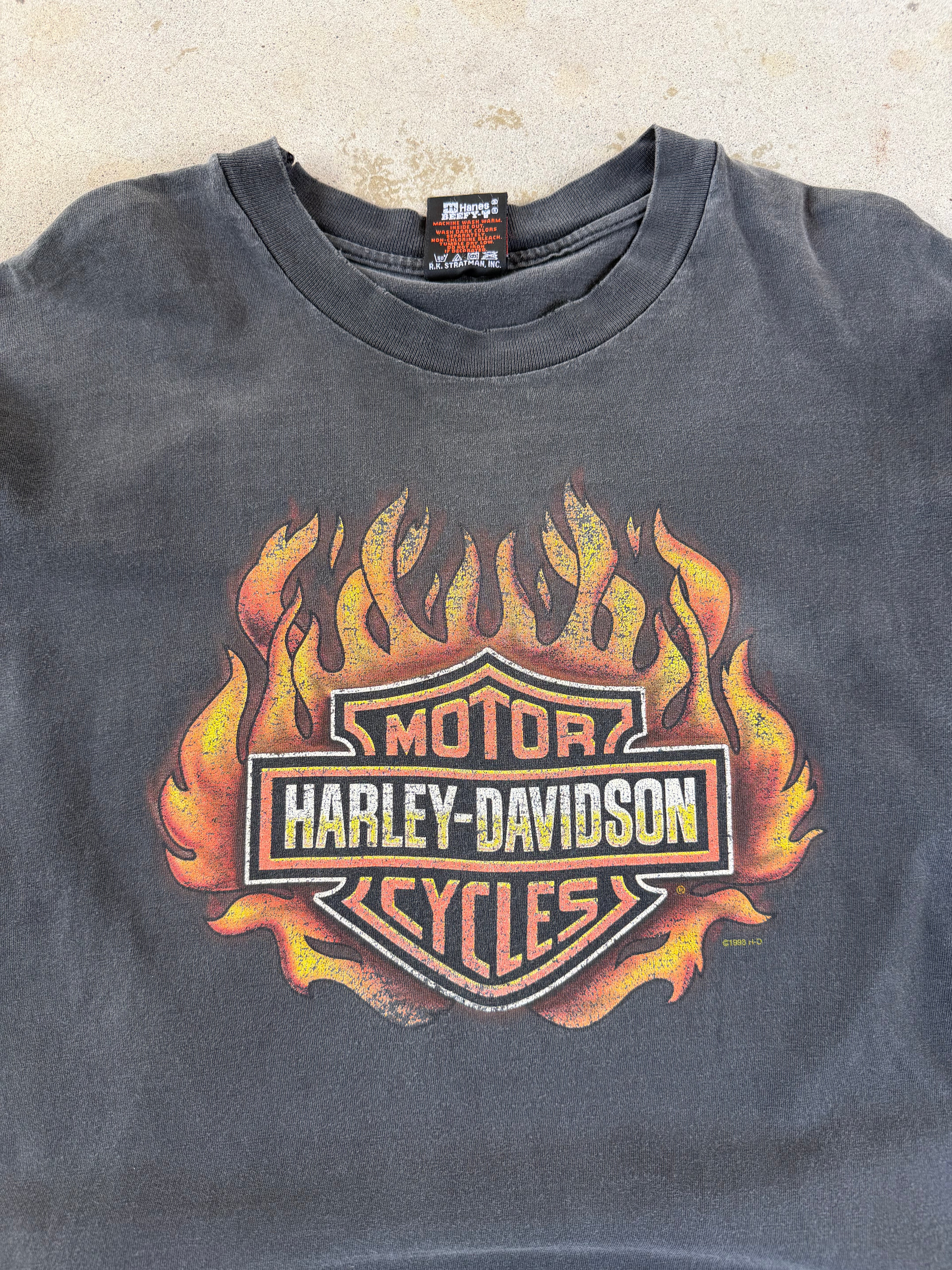 90s Faded Harley Davidson Flame Shield | XL