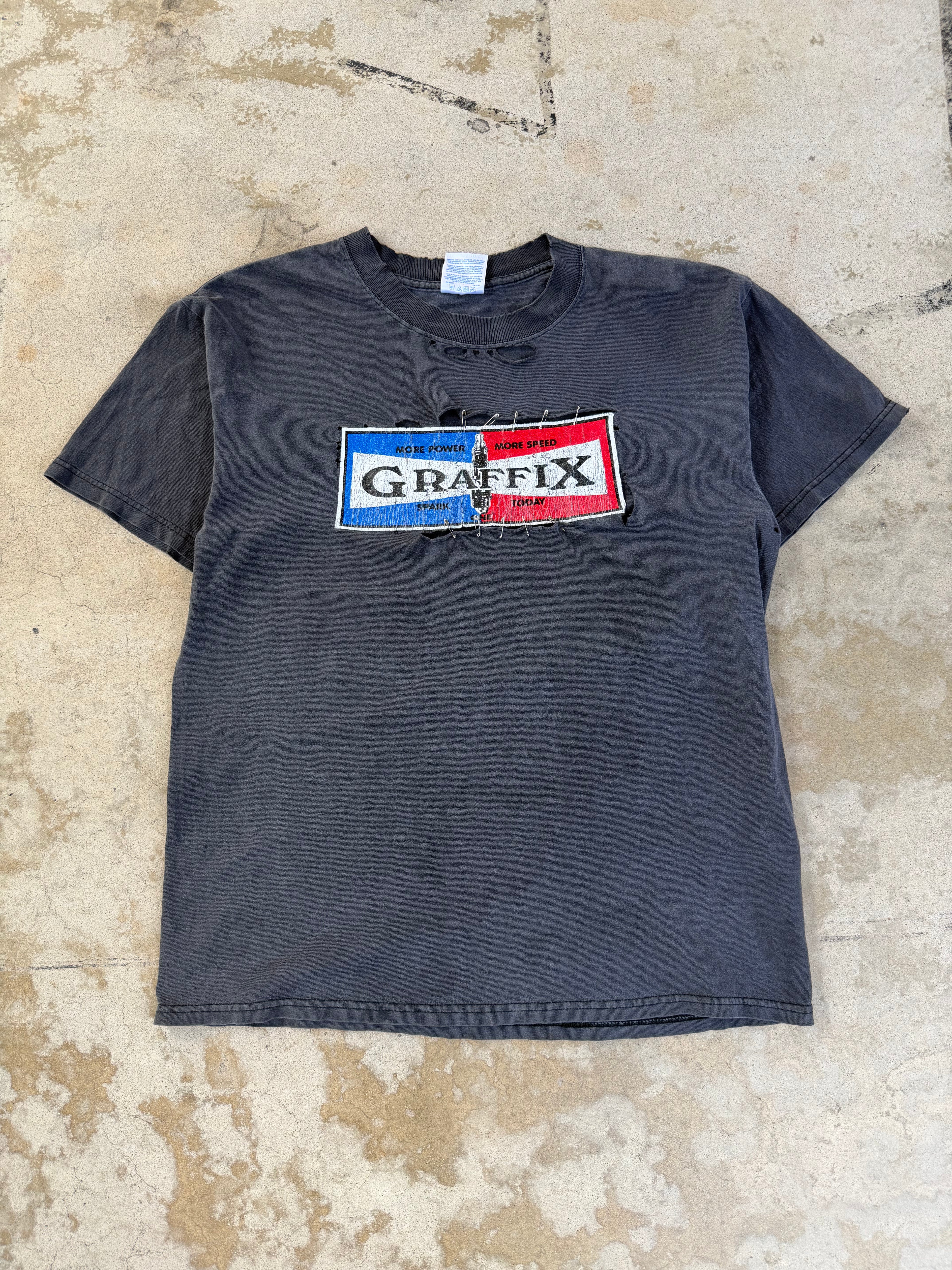 90s Faded/Thrashed Graffix Bong Tee | L