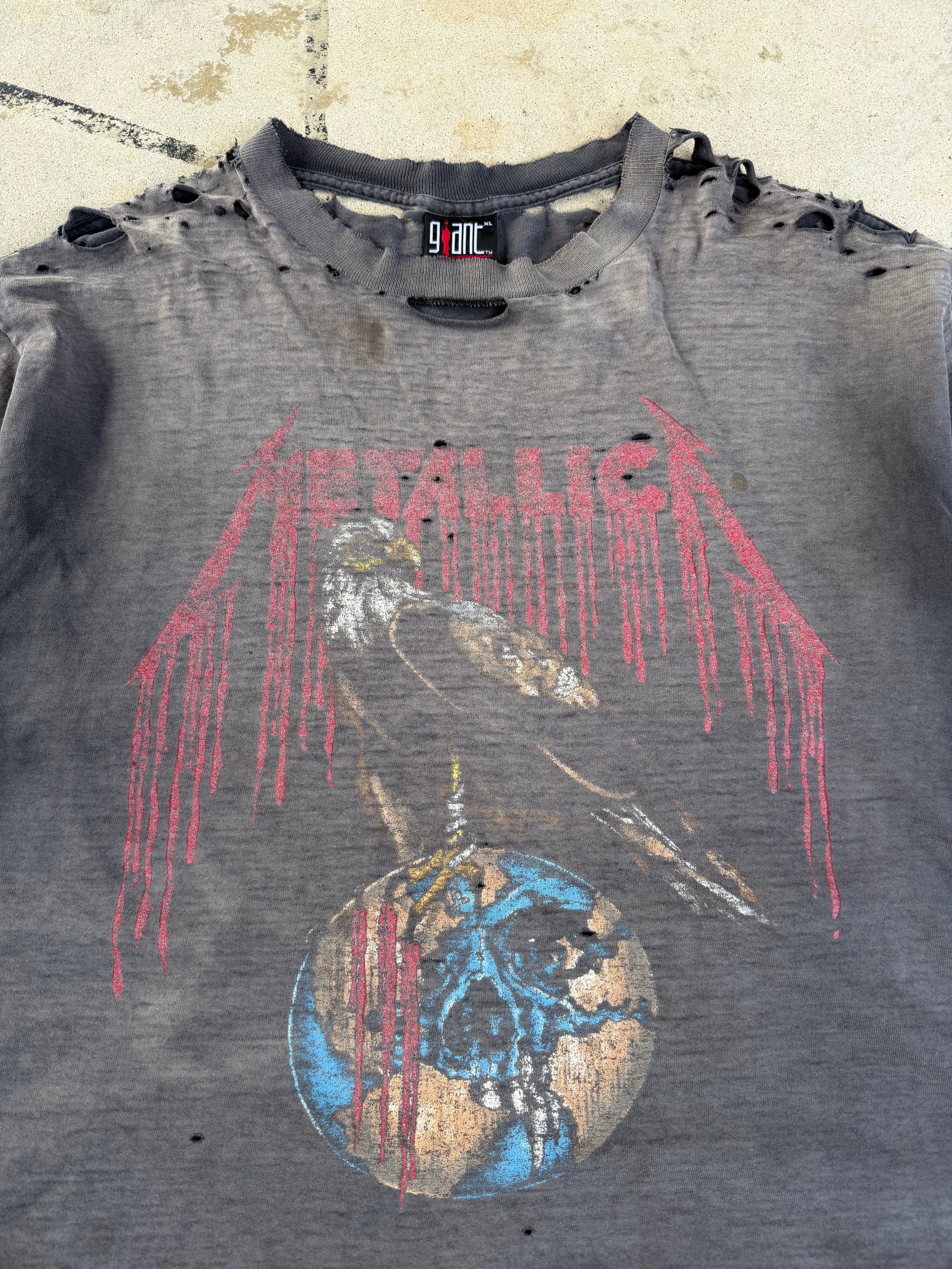 90s Thrashed/Smoked Metallica Band Tee | XL