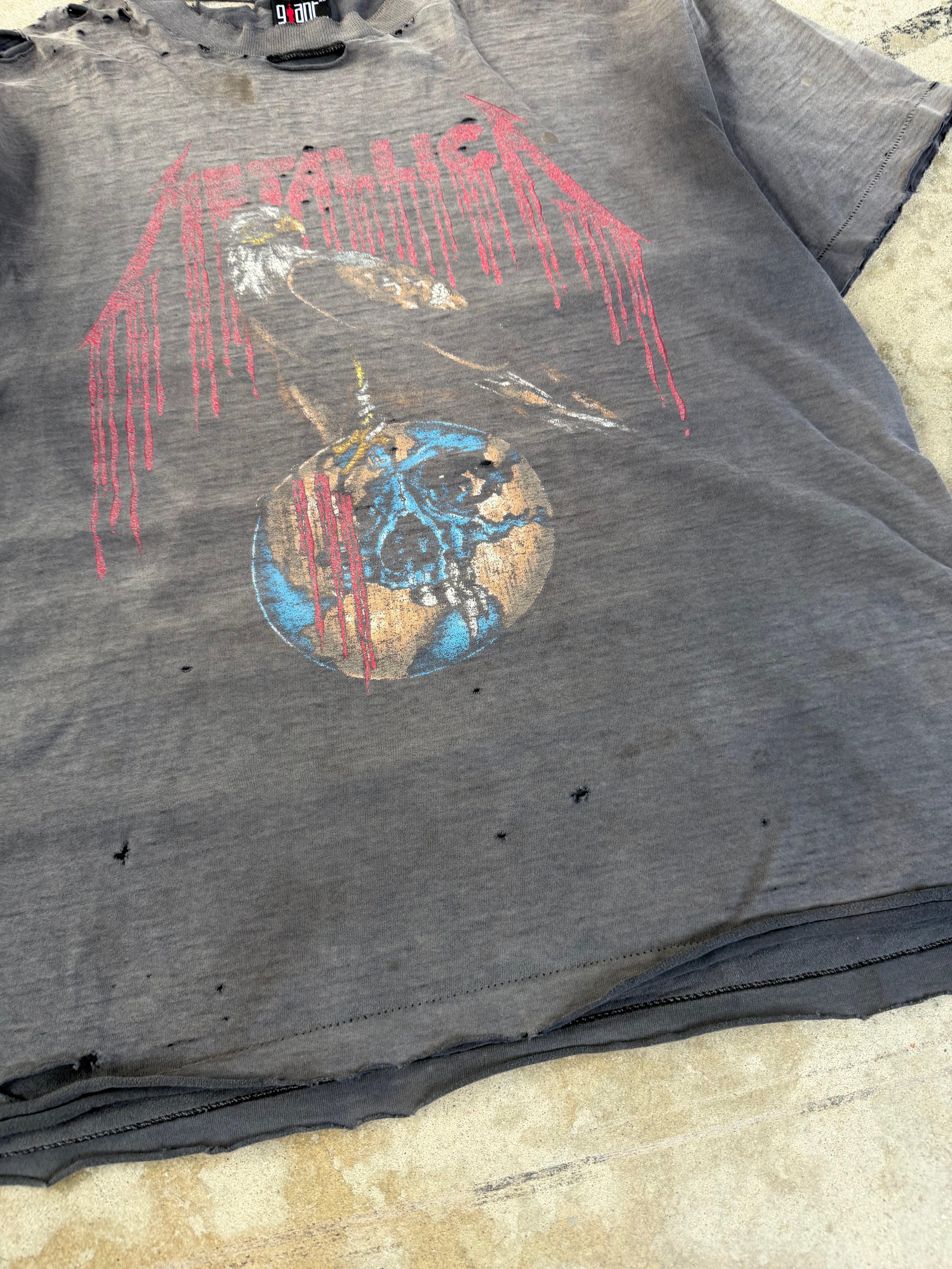90s Thrashed/Smoked Metallica Band Tee | XL