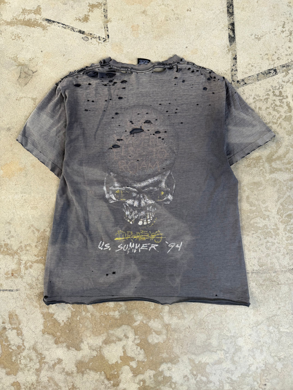90s Thrashed/Smoked Metallica Band Tee | XL