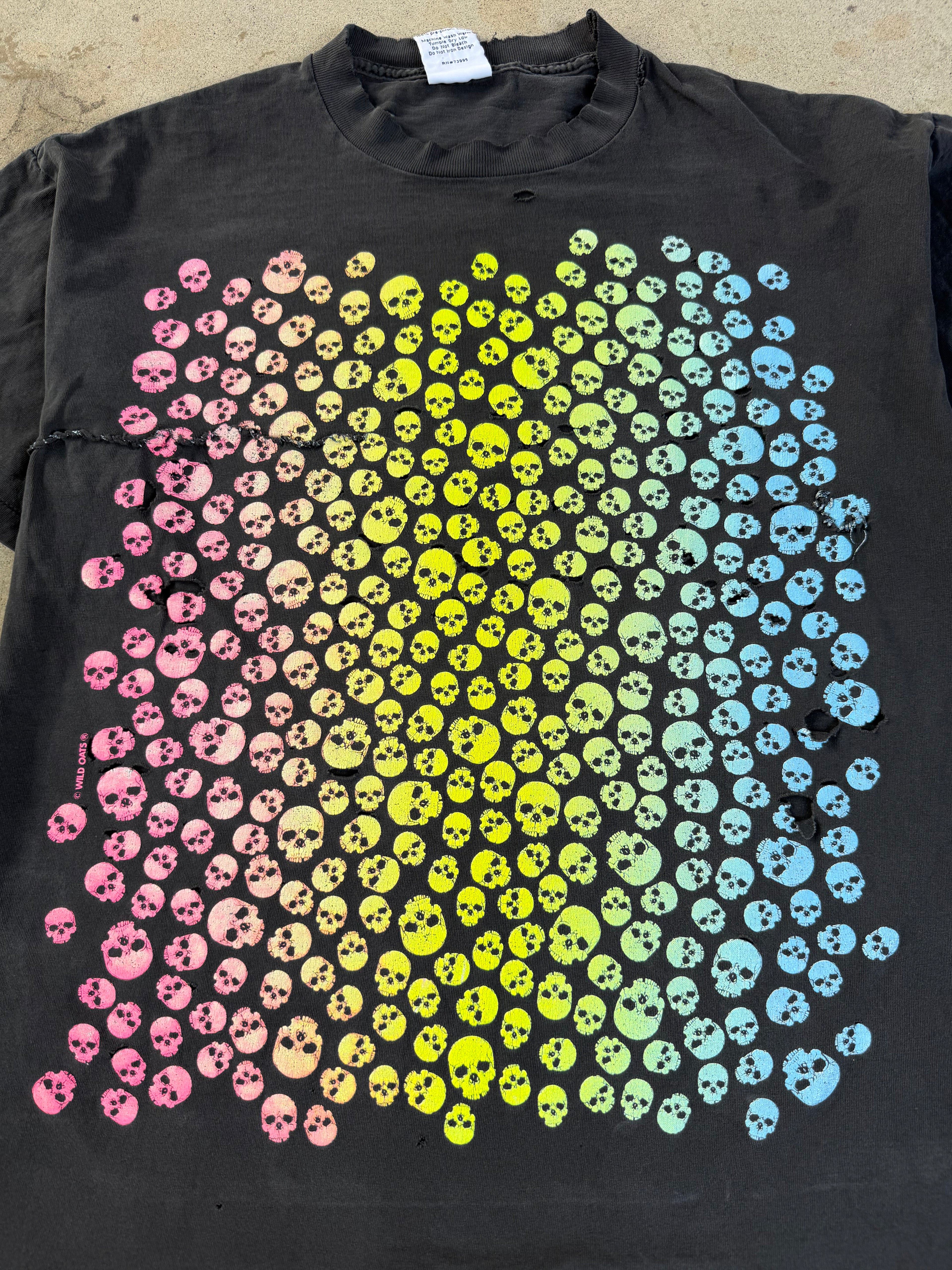 90s Thrashed/Repaired Rainbow Skull Tee | L