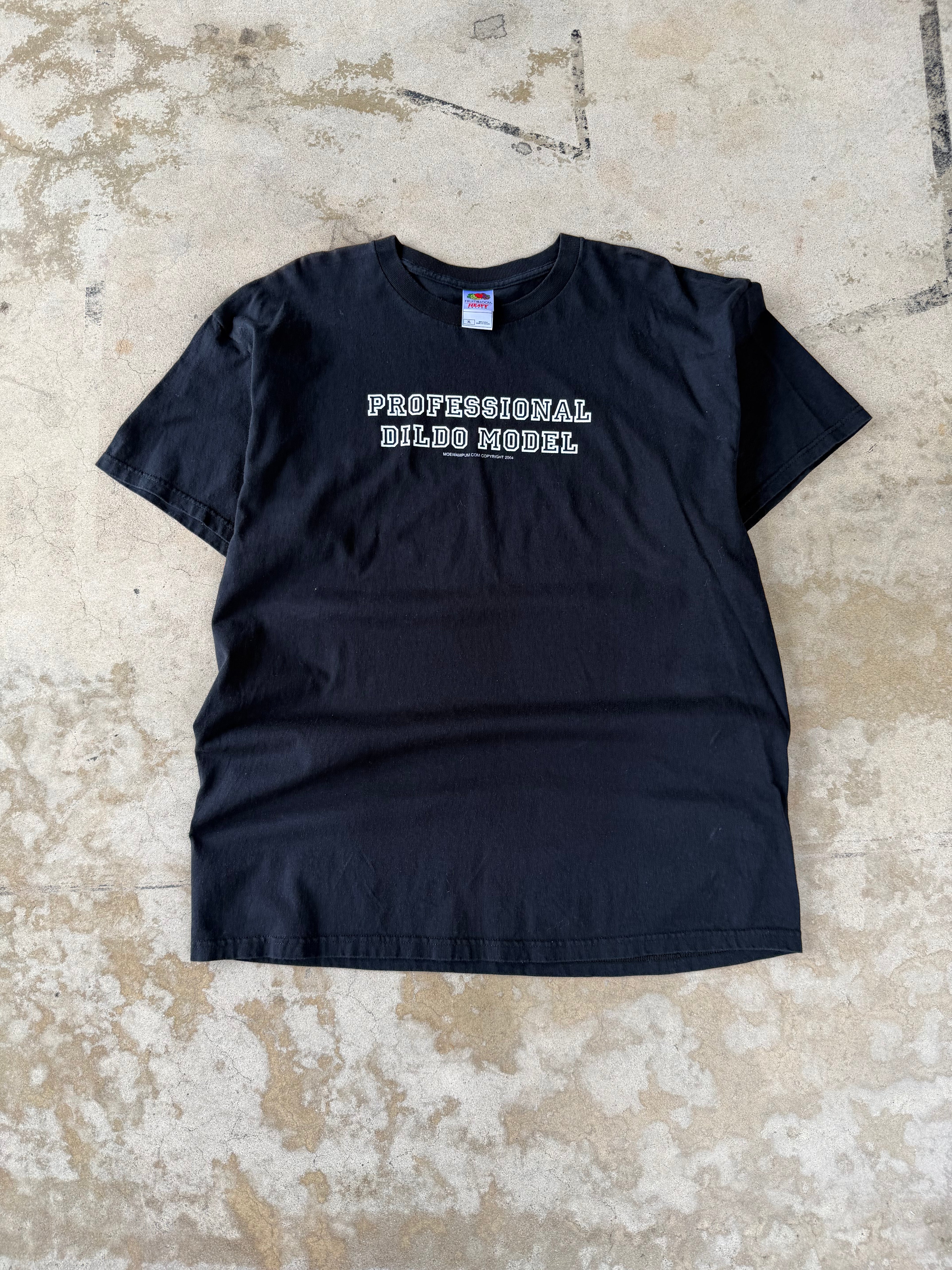 00s "Dildo Model" Word Tee | XL