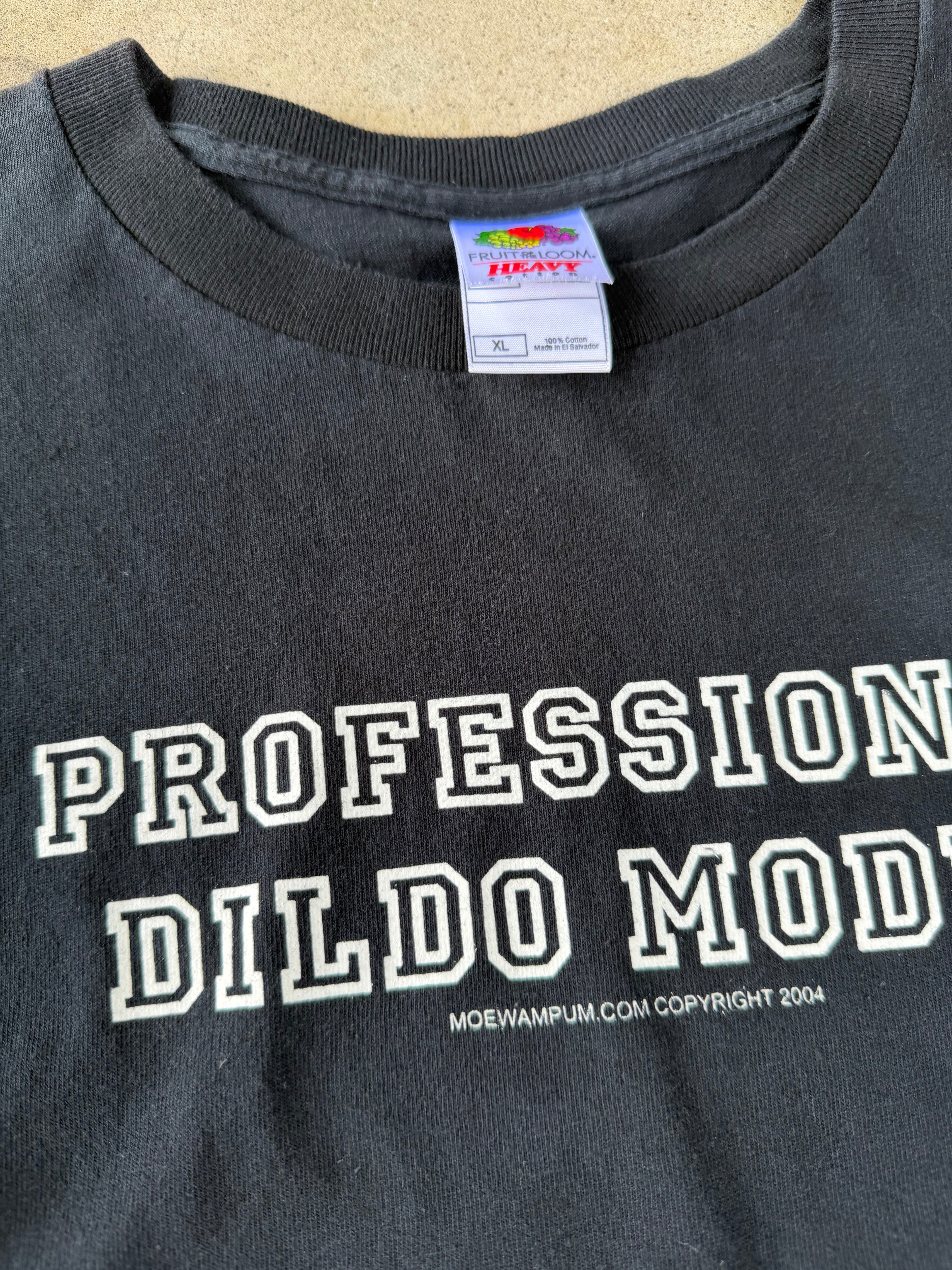 00s "Dildo Model" Word Tee | XL
