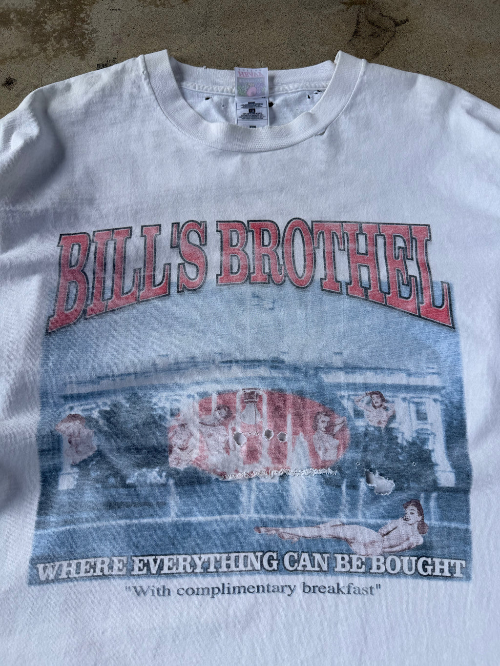 00s Faded/Cropped "Bills Brothel" Tee | XL
