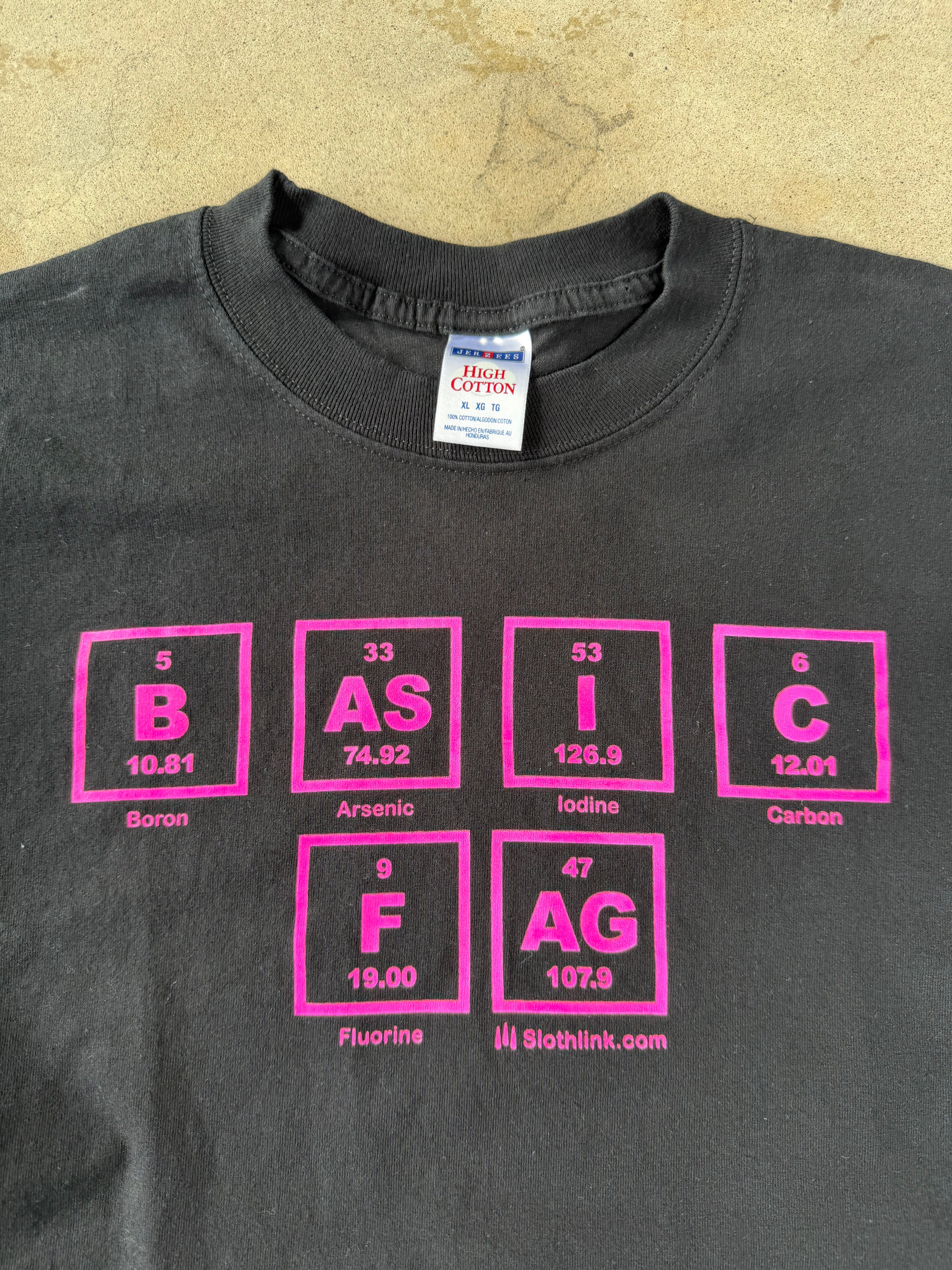 00s Chemistry Elements "Basic F*g" Tee | XL