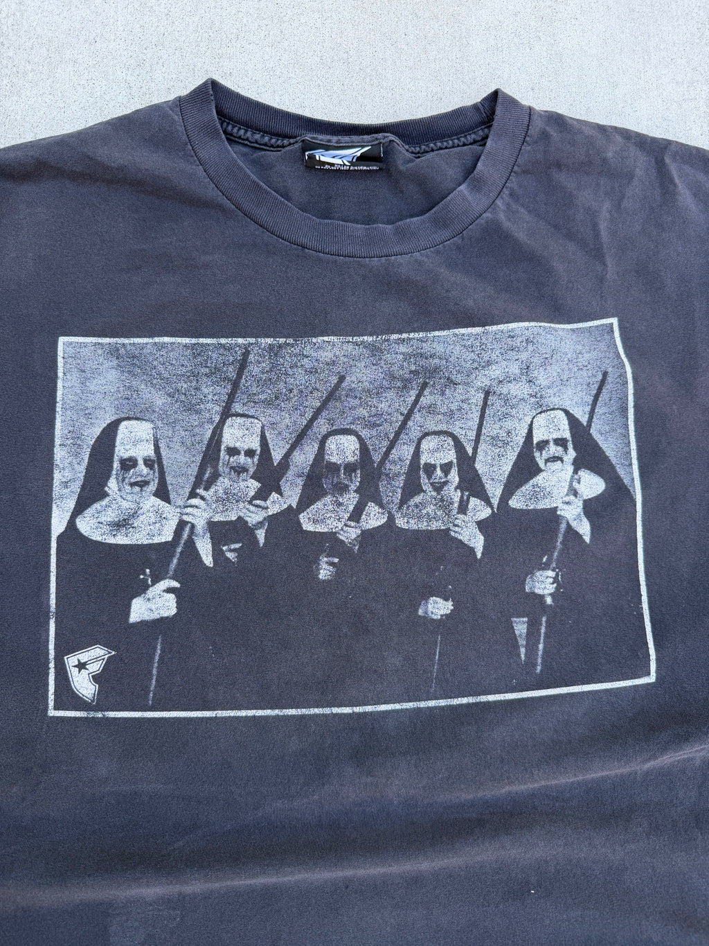 00s Faded Nuns with Guns Parody Shirt | XXL