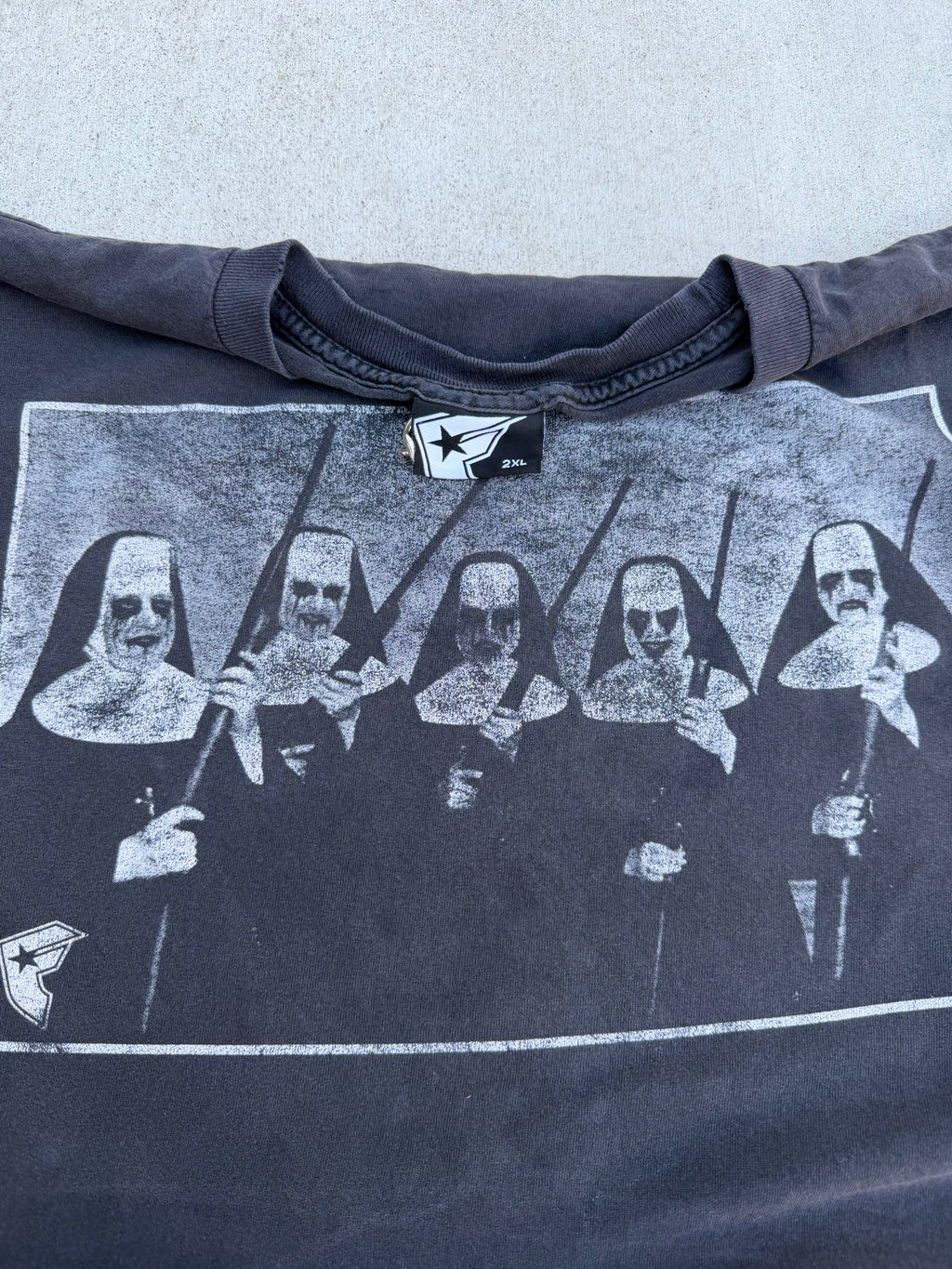 00s Faded Nuns with Guns Parody Shirt | XXL